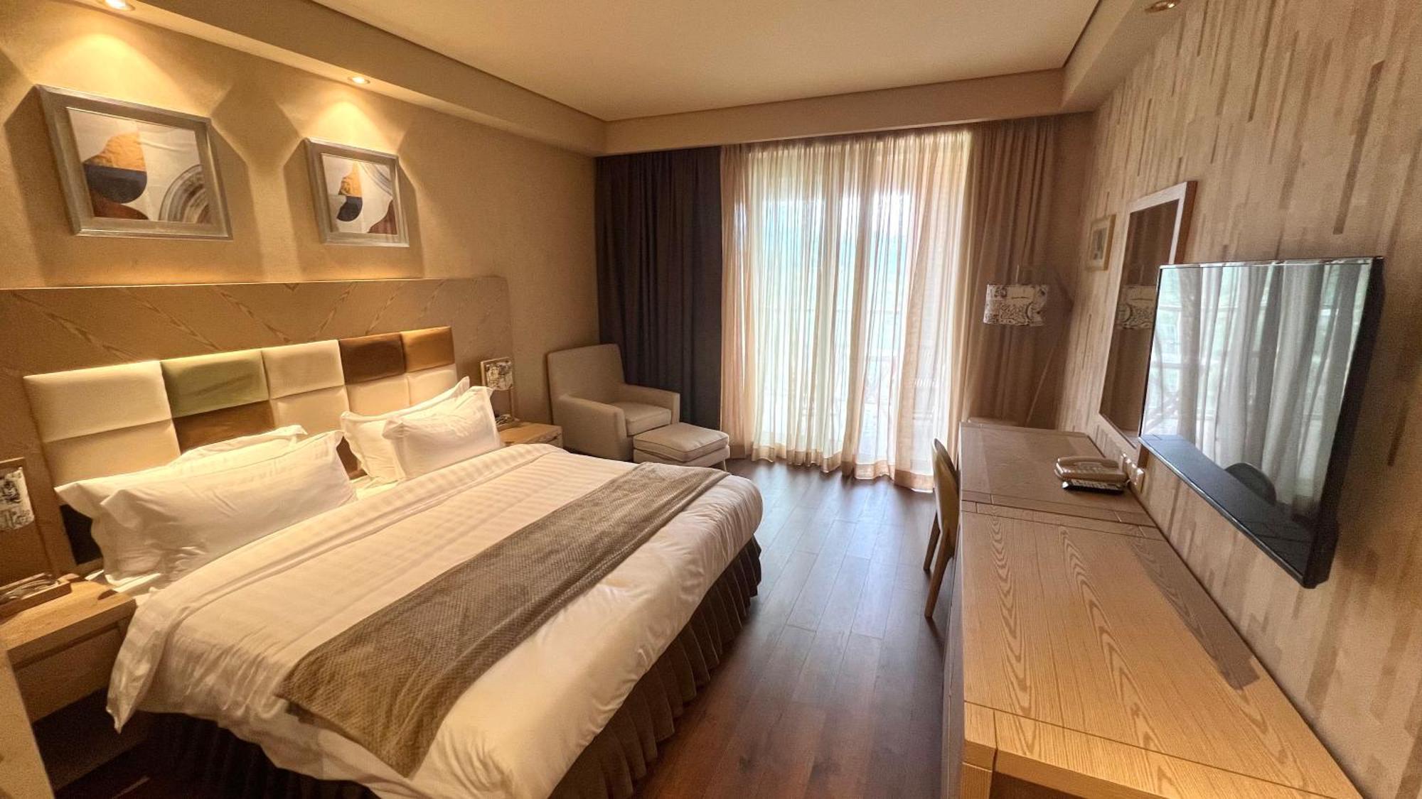 Luxury Oasis Apartment 차크비 객실 사진